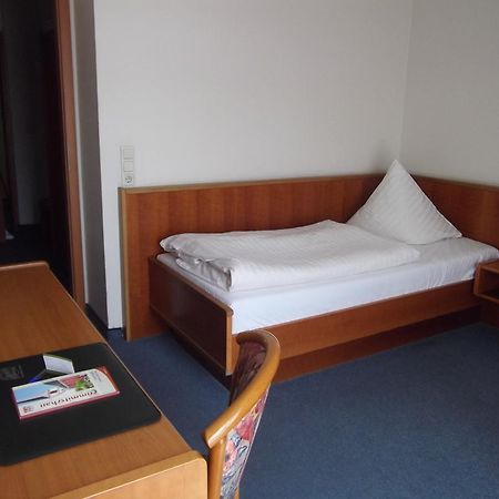 Atrium Hotel Crimmitschau Buitenkant foto
