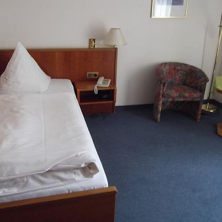 Atrium Hotel Crimmitschau Buitenkant foto