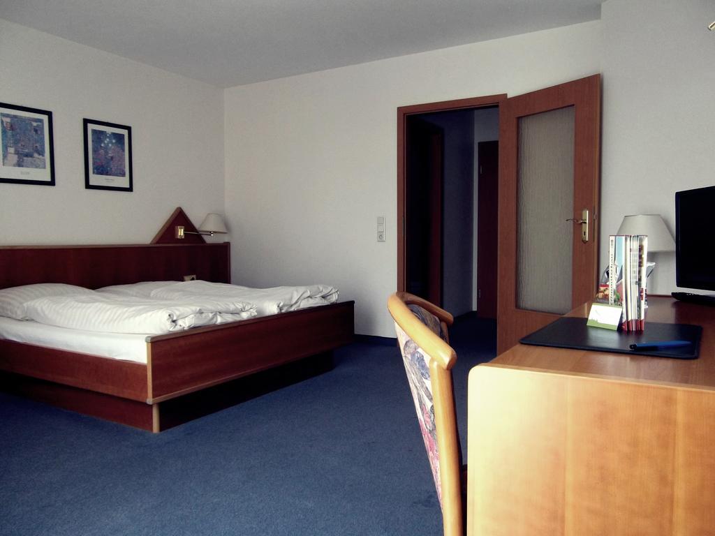 Atrium Hotel Crimmitschau Kamer foto