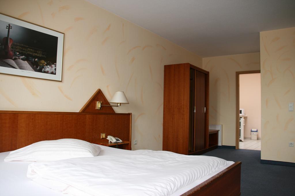 Atrium Hotel Crimmitschau Kamer foto