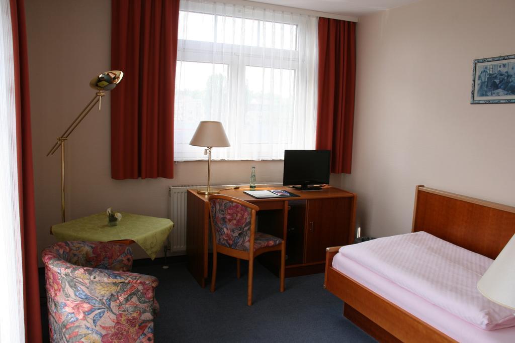 Atrium Hotel Crimmitschau Kamer foto